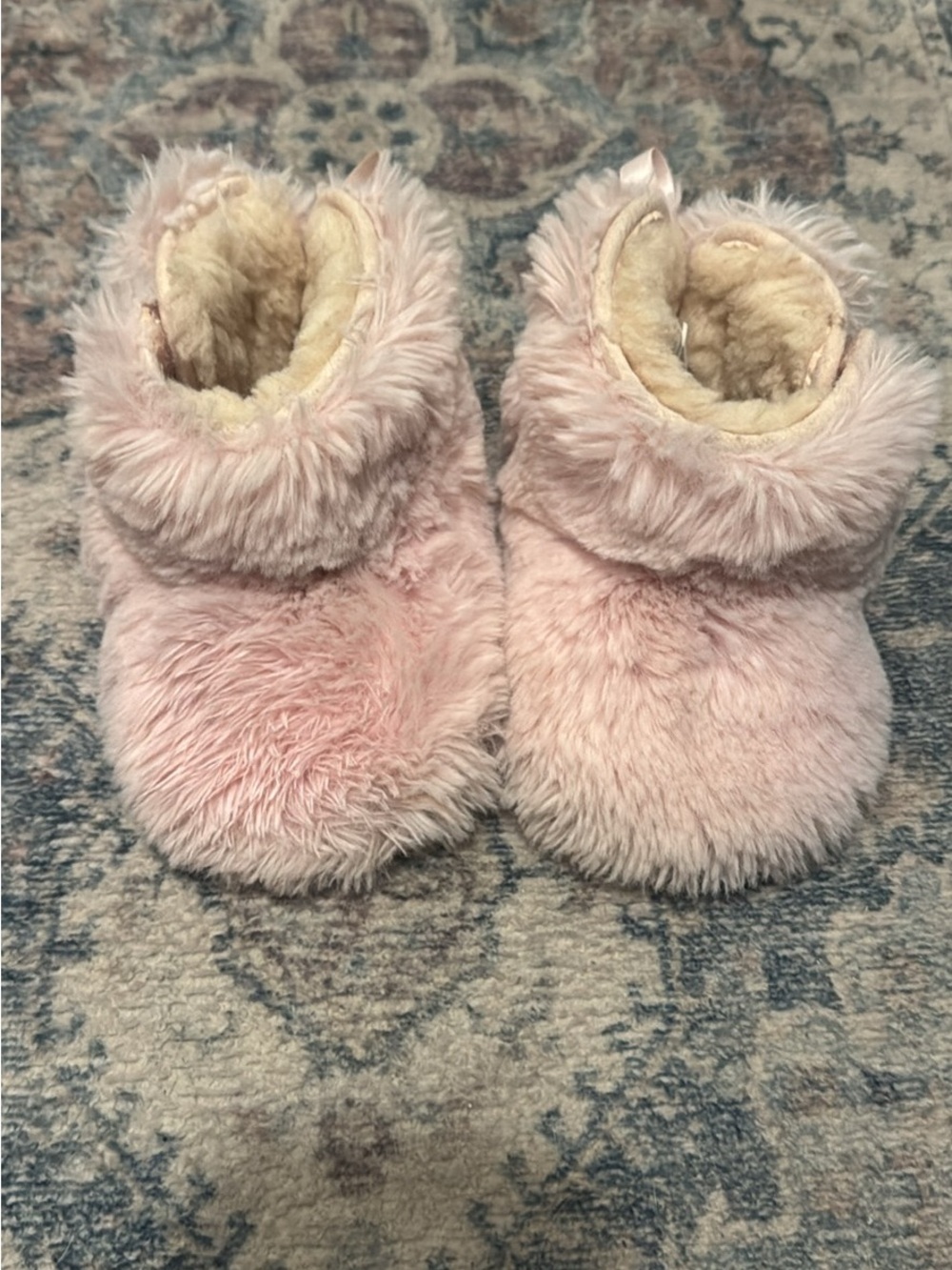 Ugg Jesse Bow II Fluff Bootie size 4/5